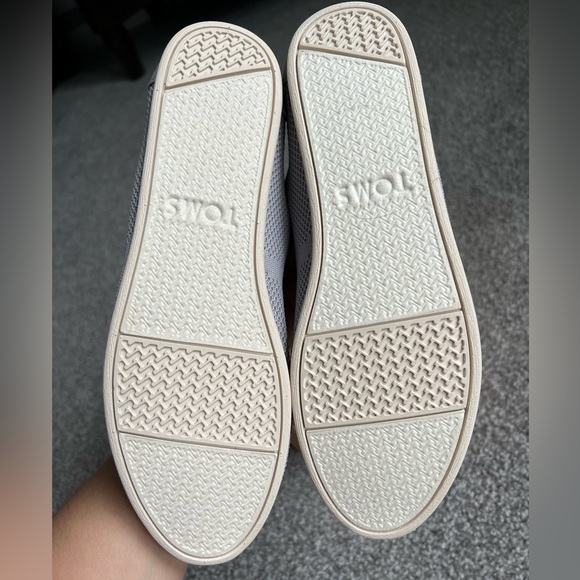 TOMS CLASSIC DRIZZLE GREY CUSTOM KNIT FLATS - Picture 3 of 3